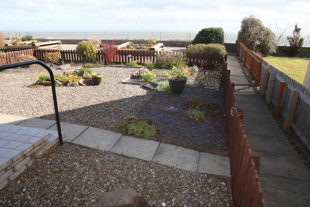 Bell Rock View Arbroath Apartment Angus Exterior photo