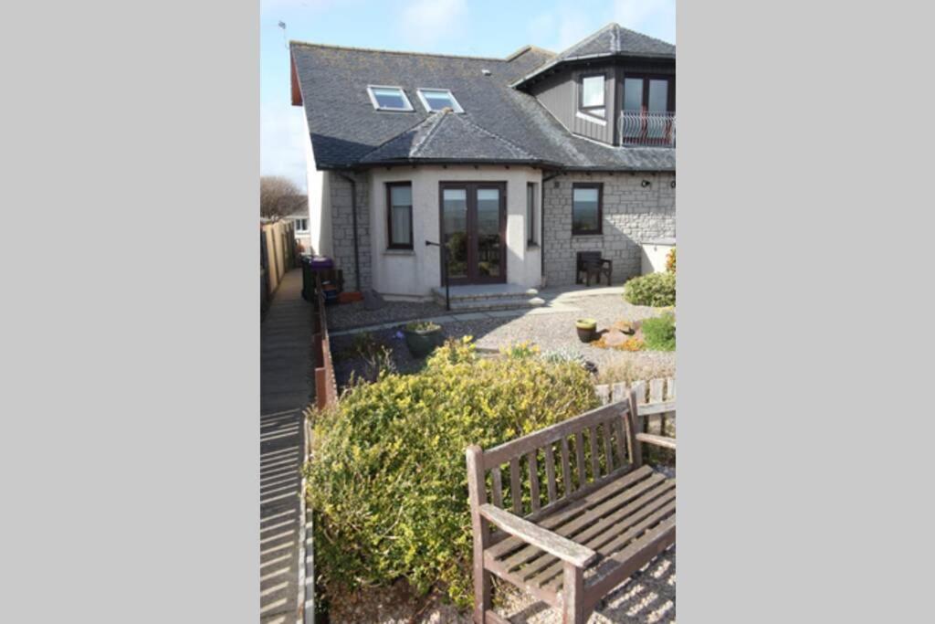 Bell Rock View Arbroath Apartment Angus Exterior photo